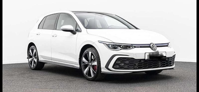 Weiß Gebraucht 2021 VW Golf GTE Limousine | 26.500 € (Etwas zu teuer) - Bild 1/4