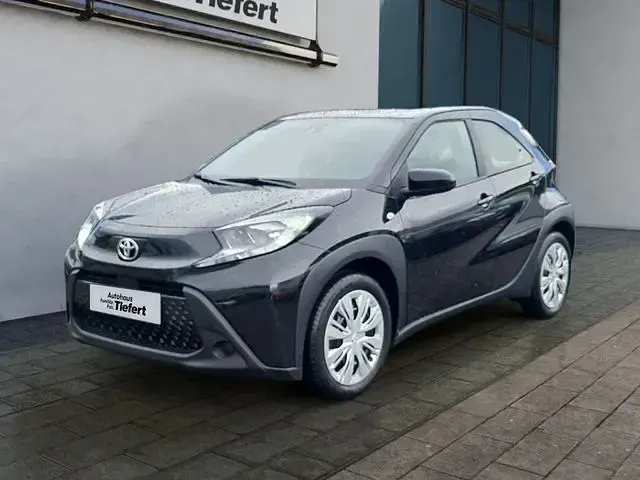 Gebraucht Toyota Aygo X X-play 72 PS (52 kW) 2025 SUV