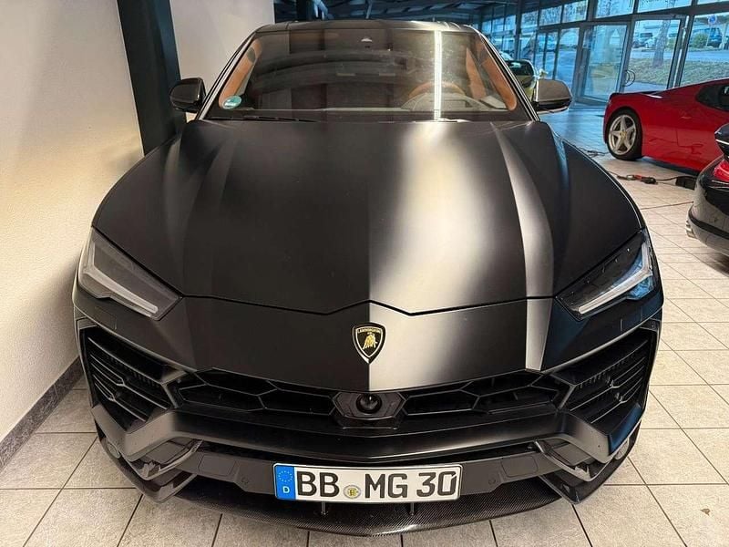 Second-hand Lamborghini Urus 650 CP (478 kW) 2021 Negru SUV