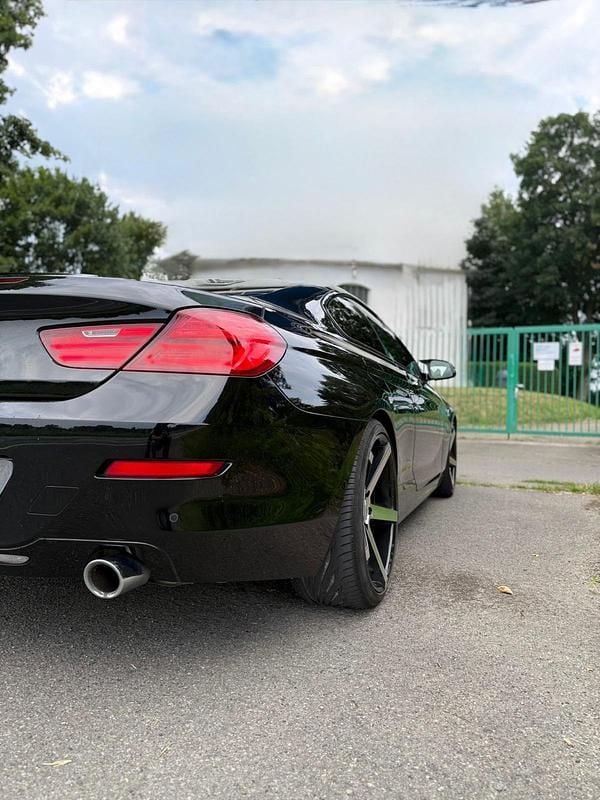 Schwarz Gebraucht 2016 BMW 640 Coupé | 20.950 € - Bild 1/4