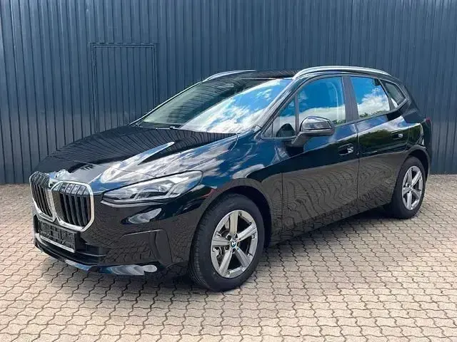 Gebraucht BMW 218 Active Tourer 136 PS (100 kW) 2024 Schwarz Van / Kleinbus