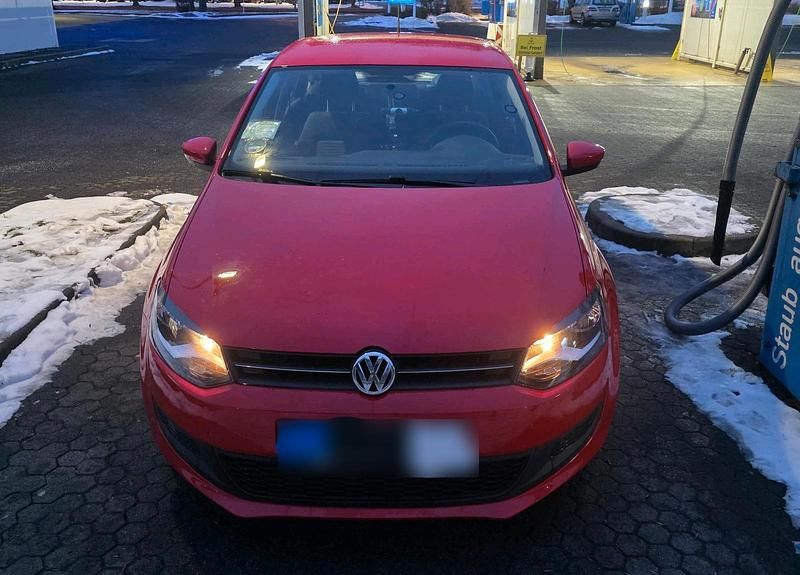 Second-hand VW Polo 60 CP (44 kW) 2010 Roșu Hatchback