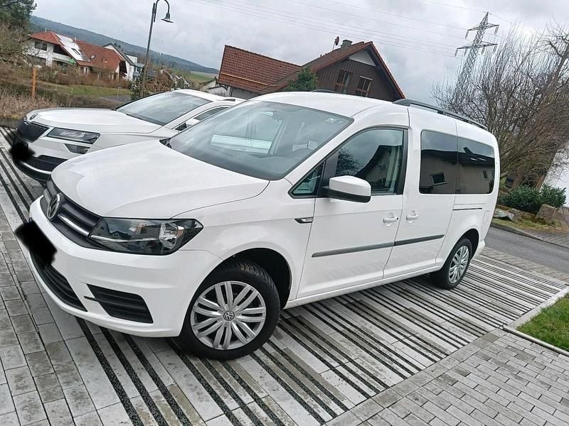 Gebraucht VW Caddy Maxi 125 PS (91 kW) 2016 Weiß Van / Kleinbus