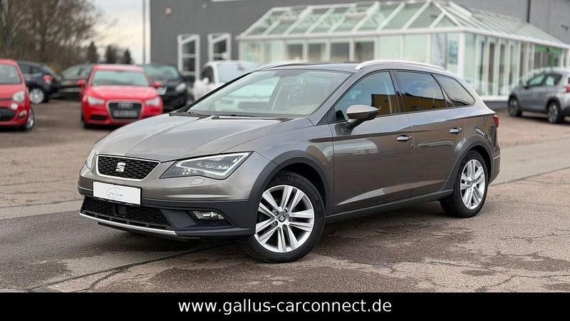 Grau Gebraucht 2014 Seat Leon X-Perience 4Drive Kombi | 12.990 € (Fairer Preis) - Bild 1/4