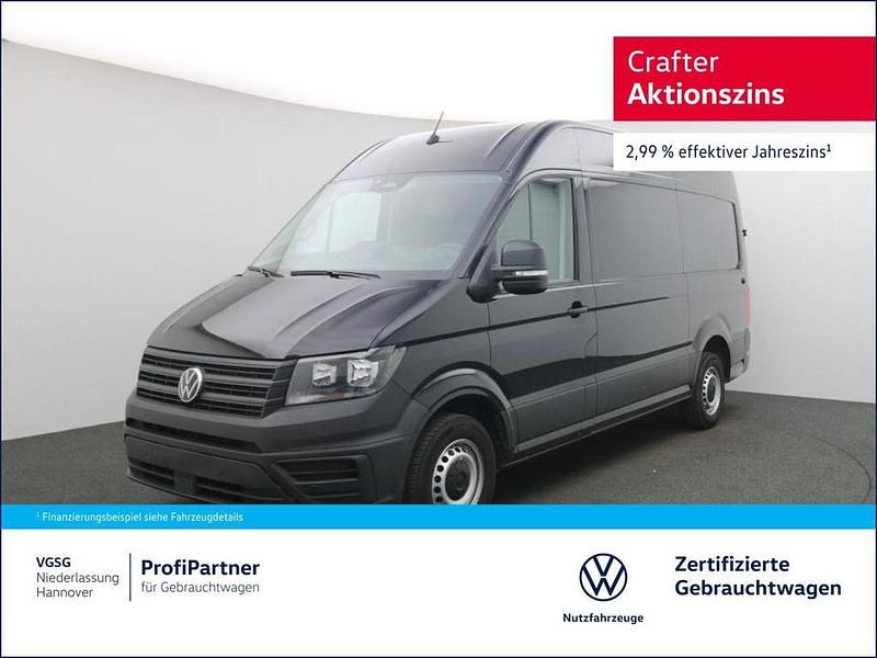 Deep black perleffekt (metallic) Gebraucht 2024 VW Crafter Van | 37.990 € (Fairer Preis) - Bild 1/4