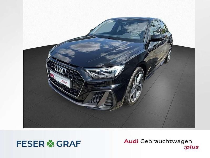 Mythosschwarz metallic Gebraucht 2024 Audi A1 Sportback S-Line Kleinwagen | 25.480 € (Fairer Preis) - Bild 1/4