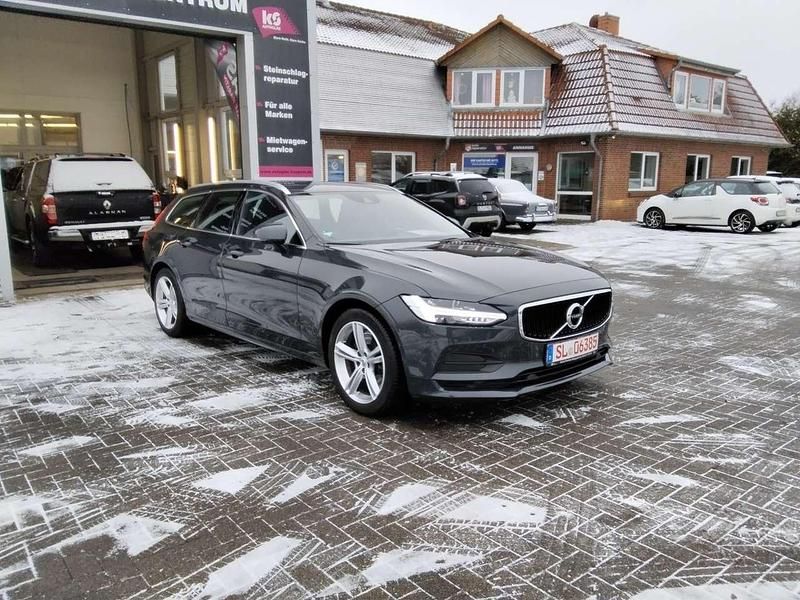 Gebraucht Volvo V90 Momentum 250 PS (183 kW) 2020 Savile grey / metallic Kombi