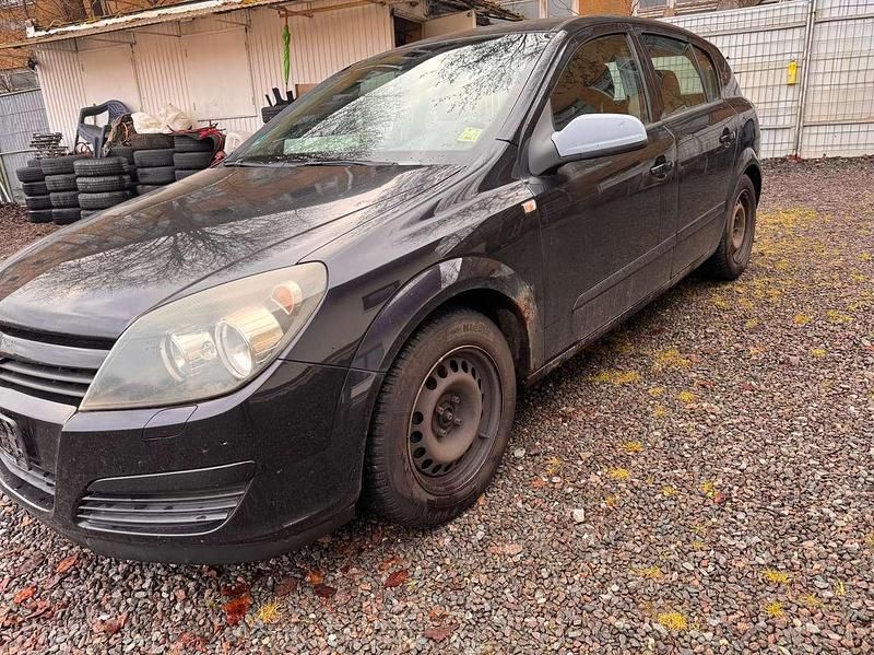 Usata Opel Astra 105 CV (77 kW) 2004 Nero Berlina