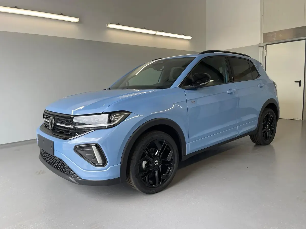 Gebraucht VW T-Cross R-line 150 PS (110 kW) 2026 SUV