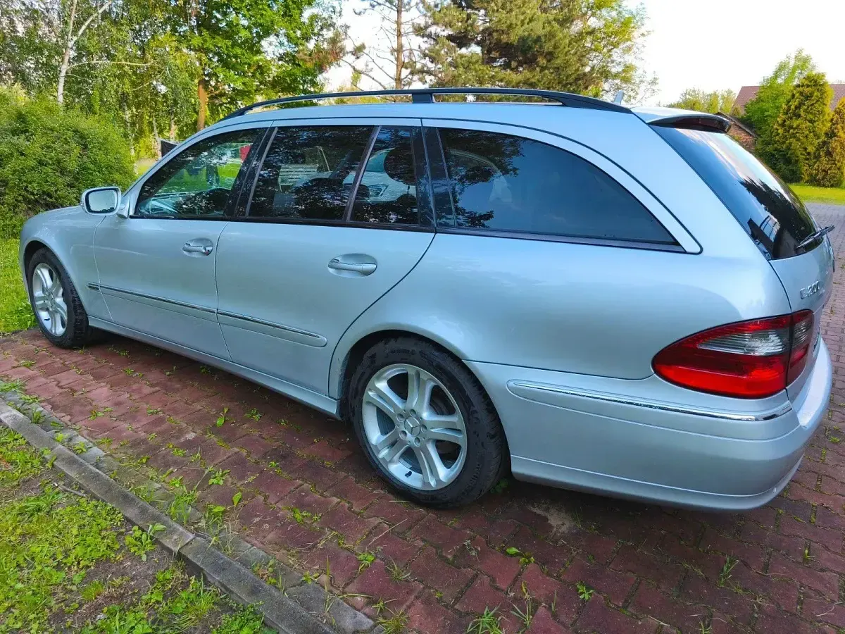 Gebraucht Mercedes E200 Elegance 184 PS (135 kW) 2008 Silber Kombi