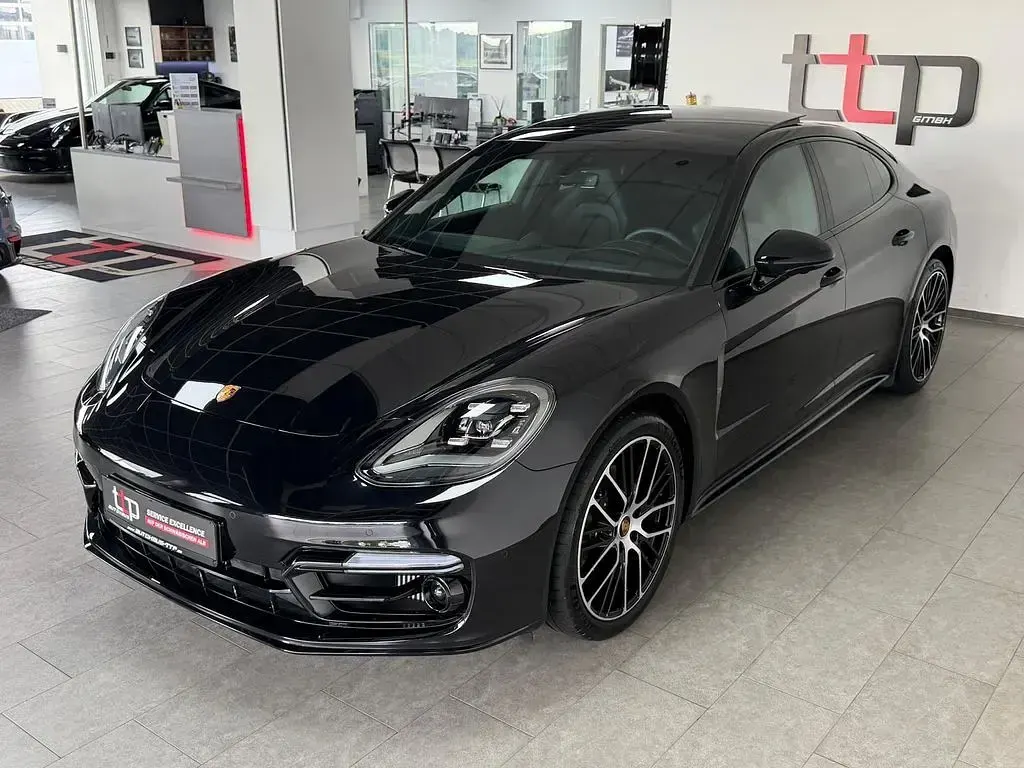 Gebraucht Porsche Panamera 4 Sport 330 PS (242 kW) 2023 Tiefschwarzmetallic Limousine