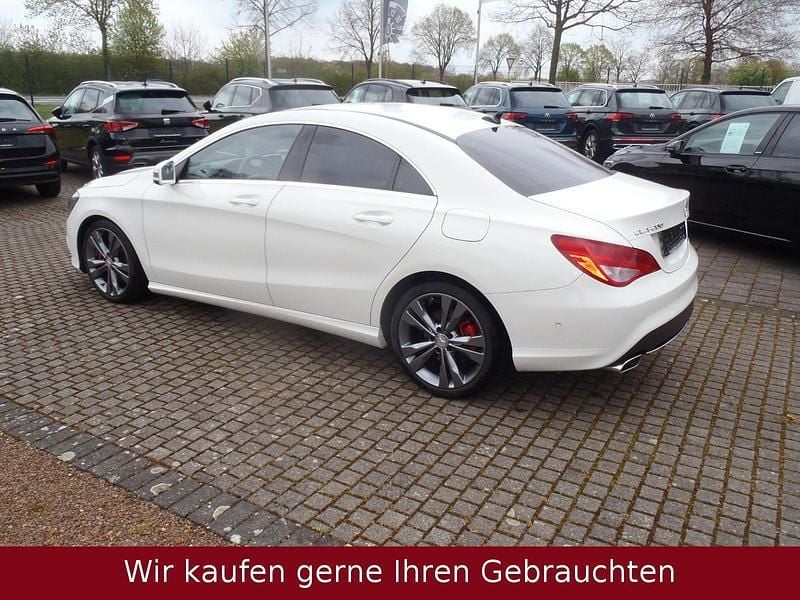 Gebraucht Mercedes CLA200 156 PS (114 kW) 2016 Weiß Limousine