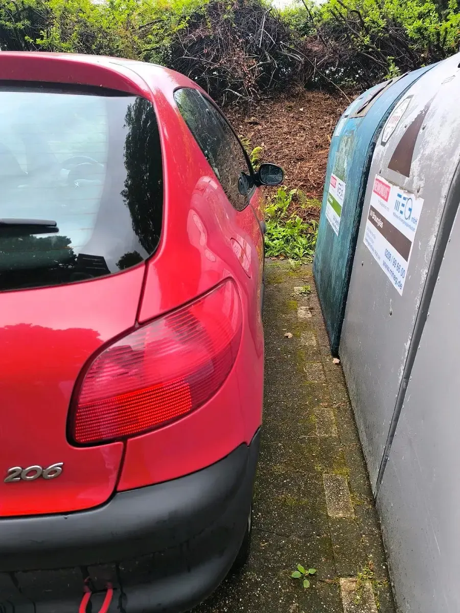 Gebraucht Peugeot 206 63 PS (46 kW) 2000 Rot Kleinwagen