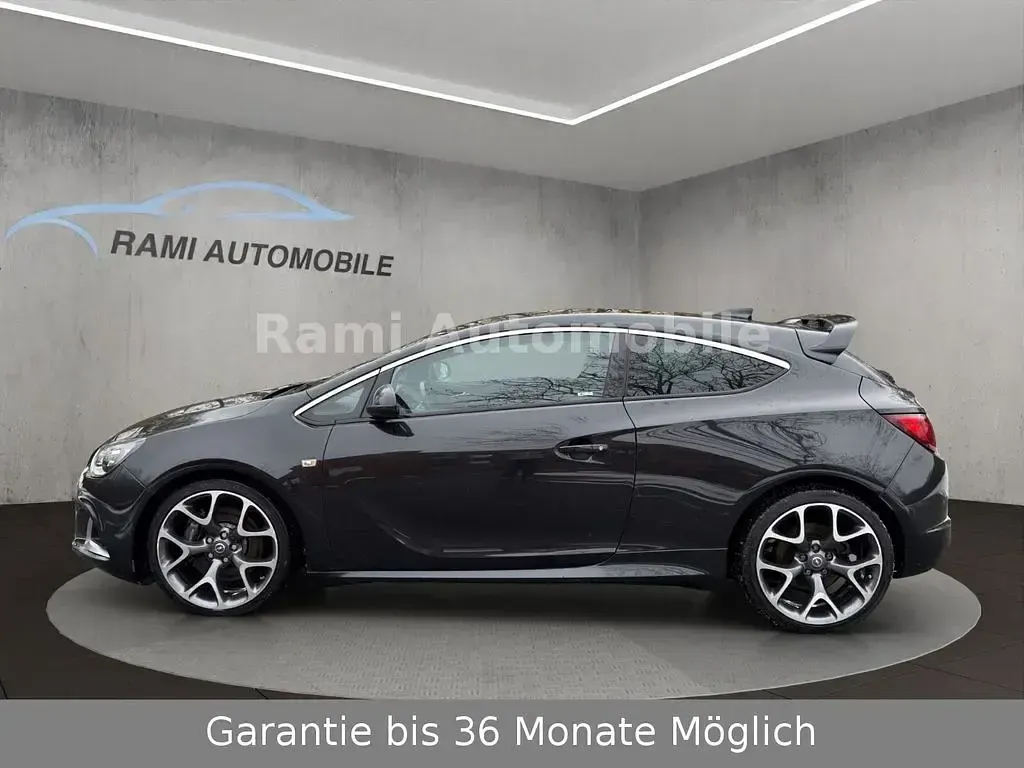 Gebraucht Opel Astra GTC OPC 280 PS (205 kW) 2016 Schwarz Coupé