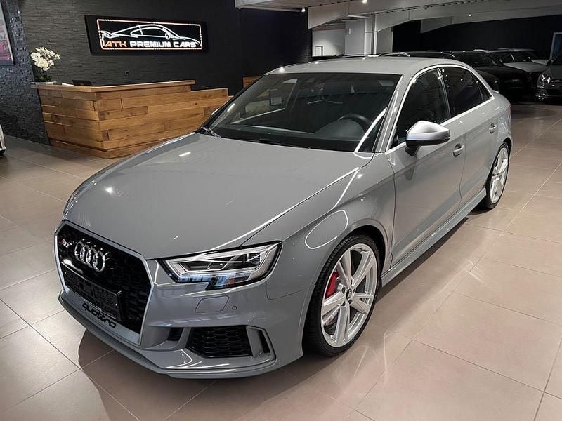 Gebraucht Audi RS3 Sport 400 PS (294 kW) 2018 Grau Limousine