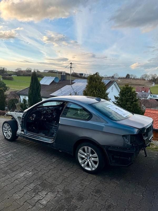 Gebraucht BMW 335 306 PS (225 kW) 2006 Grau Coupé