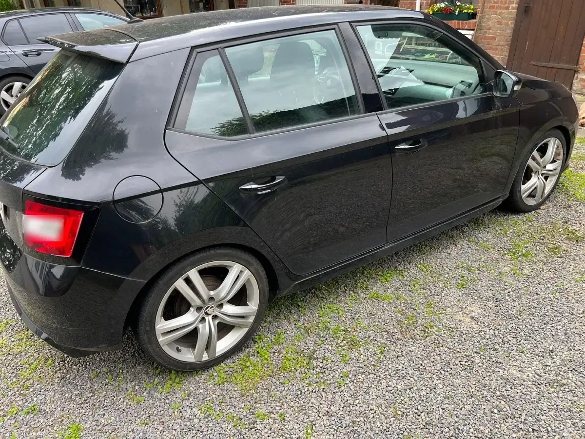 Gebraucht Skoda Fabia 90 PS (66 kW) 2016 Schwarz Kleinwagen