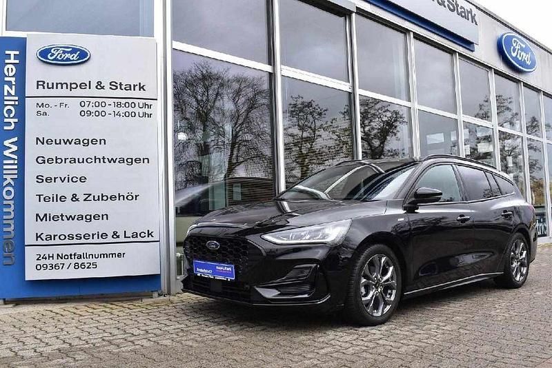 Gebraucht Ford Focus ST-Line 155 PS (114 kW) 2024 Obsidianschwarz metallic Kombi