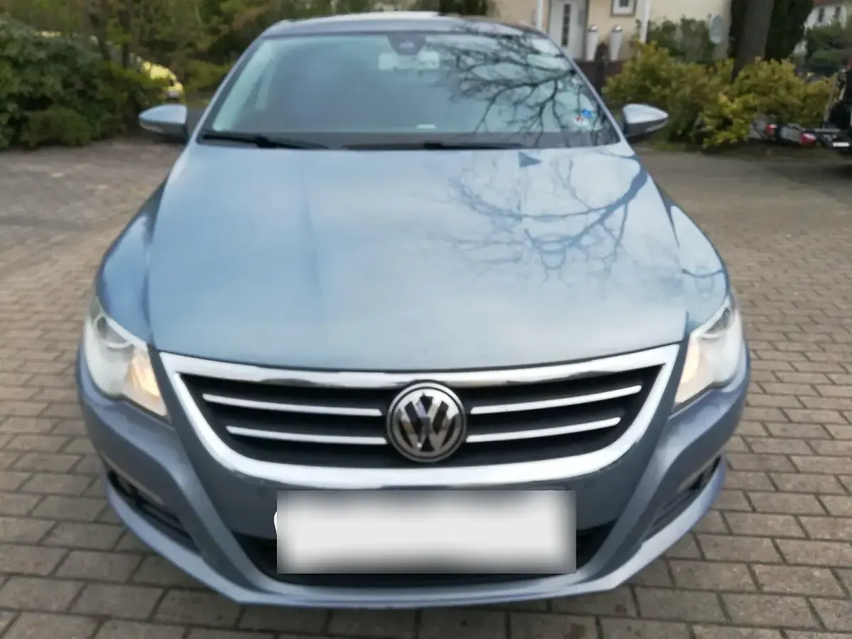 Usata VW Passat 170 CV (125 kW) 2009 Blu Coupé