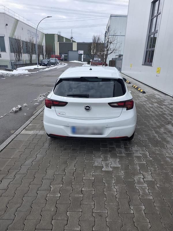 Gebraucht Opel Astra Edition 131 PS (96 kW) 2020 Weiß Coupé