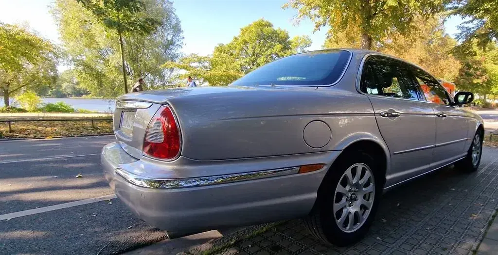 Gebraucht Jaguar XJ6 238 PS (175 kW) 2004 Silber Limousine