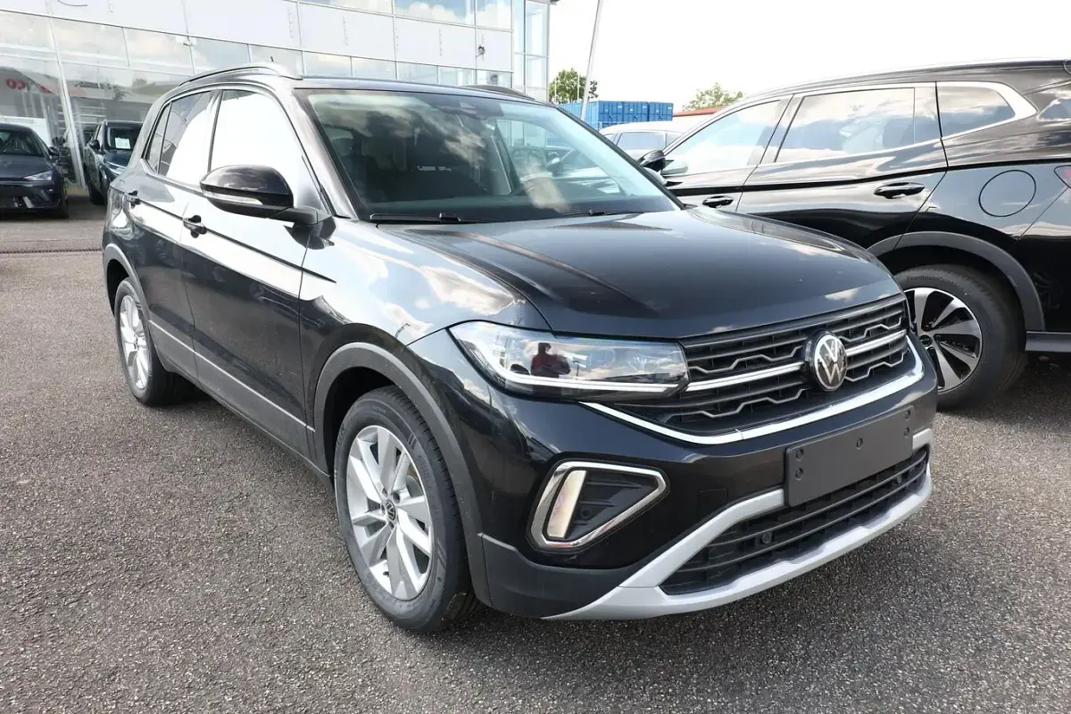 Neu VW T-Cross R 116 PS (85 kW) 2026 Deep black perleffekt SUV