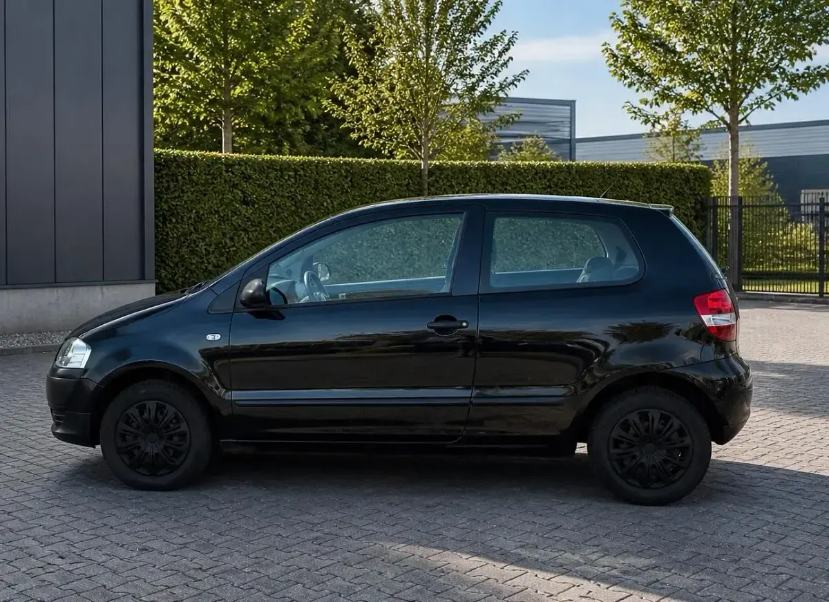 Gebraucht VW Fox 50 PS (36 kW) 2007 Schwarz Kleinwagen