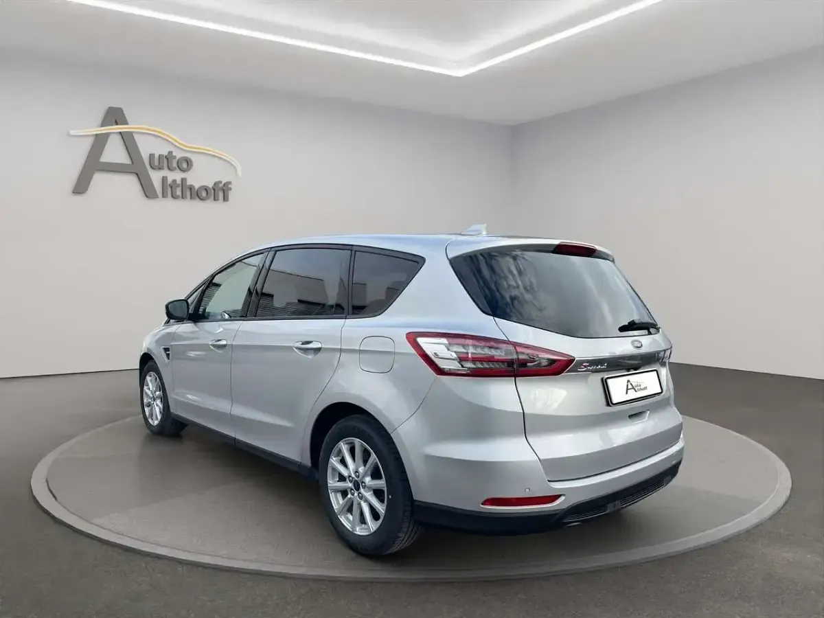 Gebraucht Ford S-MAX S 150 PS (110 kW) 2022 Silber Van / Kleinbus