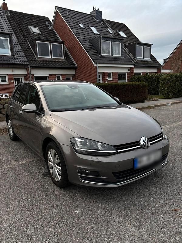 Gebraucht VW Golf VII 140 PS (102 kW) 2014 Limousine