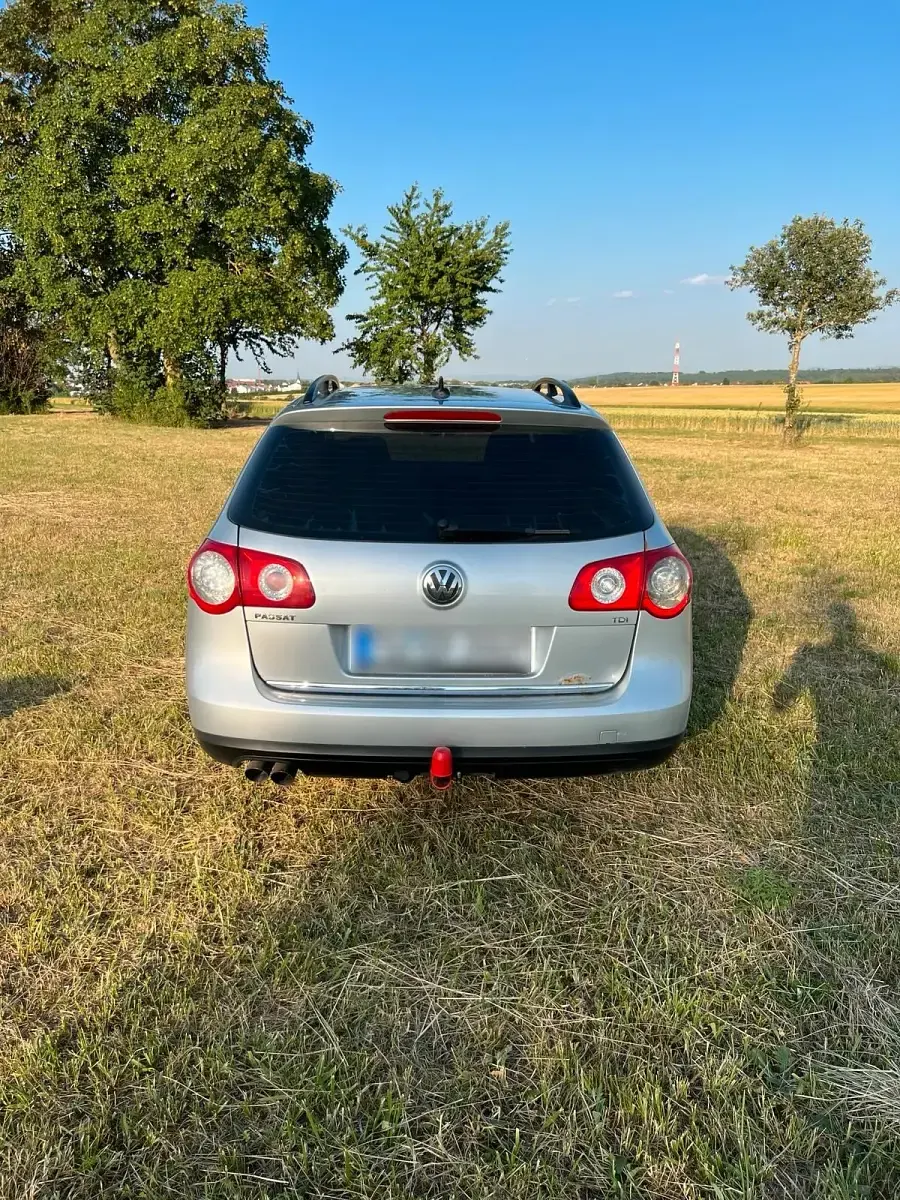 Gebraucht VW Passat 110 PS (80 kW) 2009 Silber Kombi