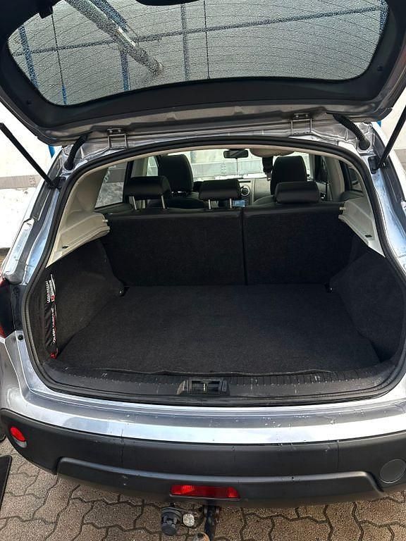 Gebraucht Nissan Qashqai 360º 131 PS (96 kW) 2013 Grau SUV