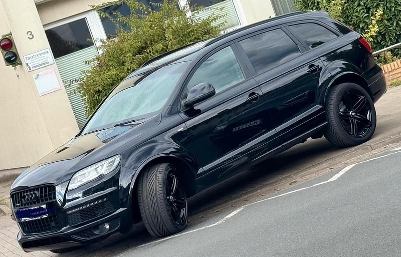 Schwarz Gebraucht 2013 Audi Q7 S-Line SUV | 22.000 € (Fairer Preis) - Bild 1/4