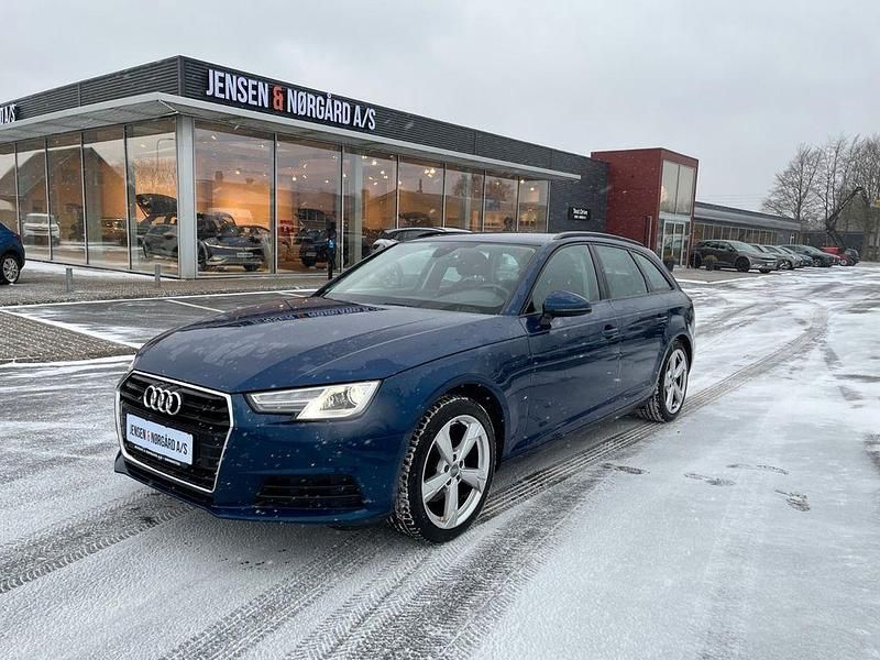 Blau Gebraucht 2017 Audi A4 Kombi | 11.995 € (Superpreis) - Bild 1/4