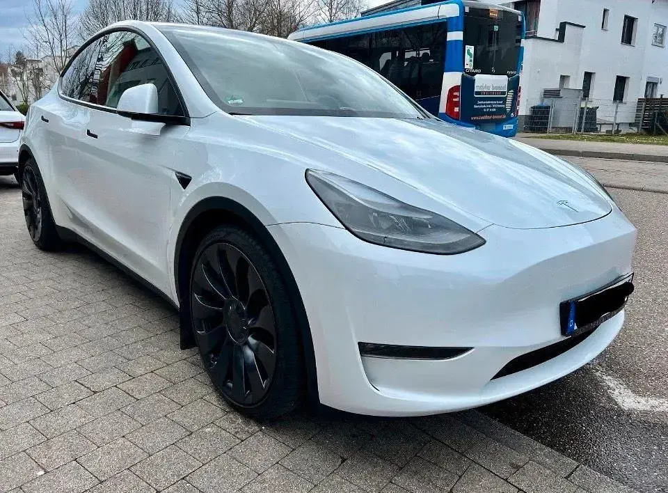 Gebraucht Tesla Model Y Performance 393 kW (535 PS) 2023 Weiß SUV