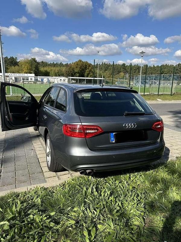 Gebraucht Audi A4 Ambition 143 PS (105 kW) 2013 Kombi