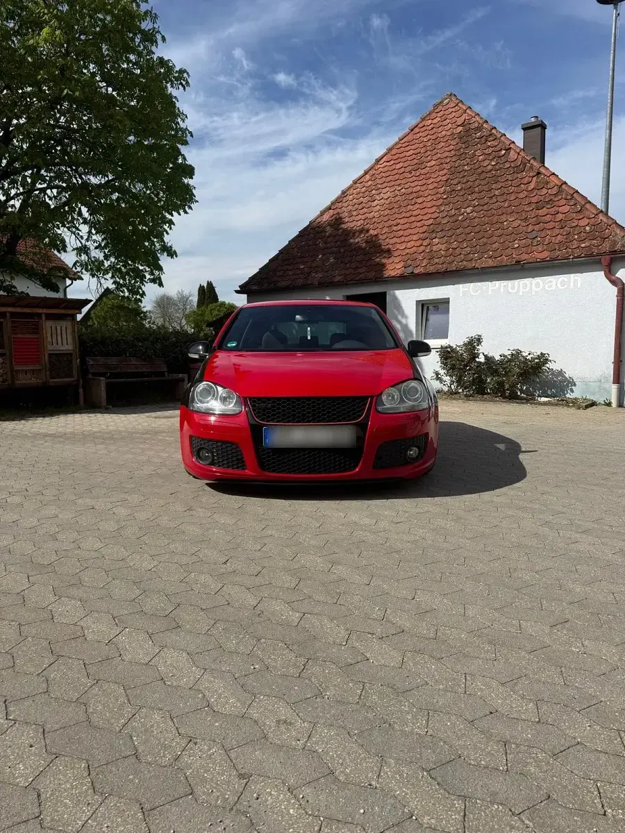 Gebraucht VW Golf V GTI 200 PS (147 kW) 2005 Rot Kleinwagen