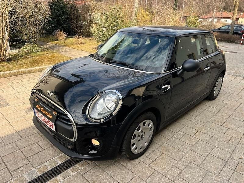 Gebraucht Mini ONE 102 PS (75 kW) 2018 Schwarz Kleinwagen