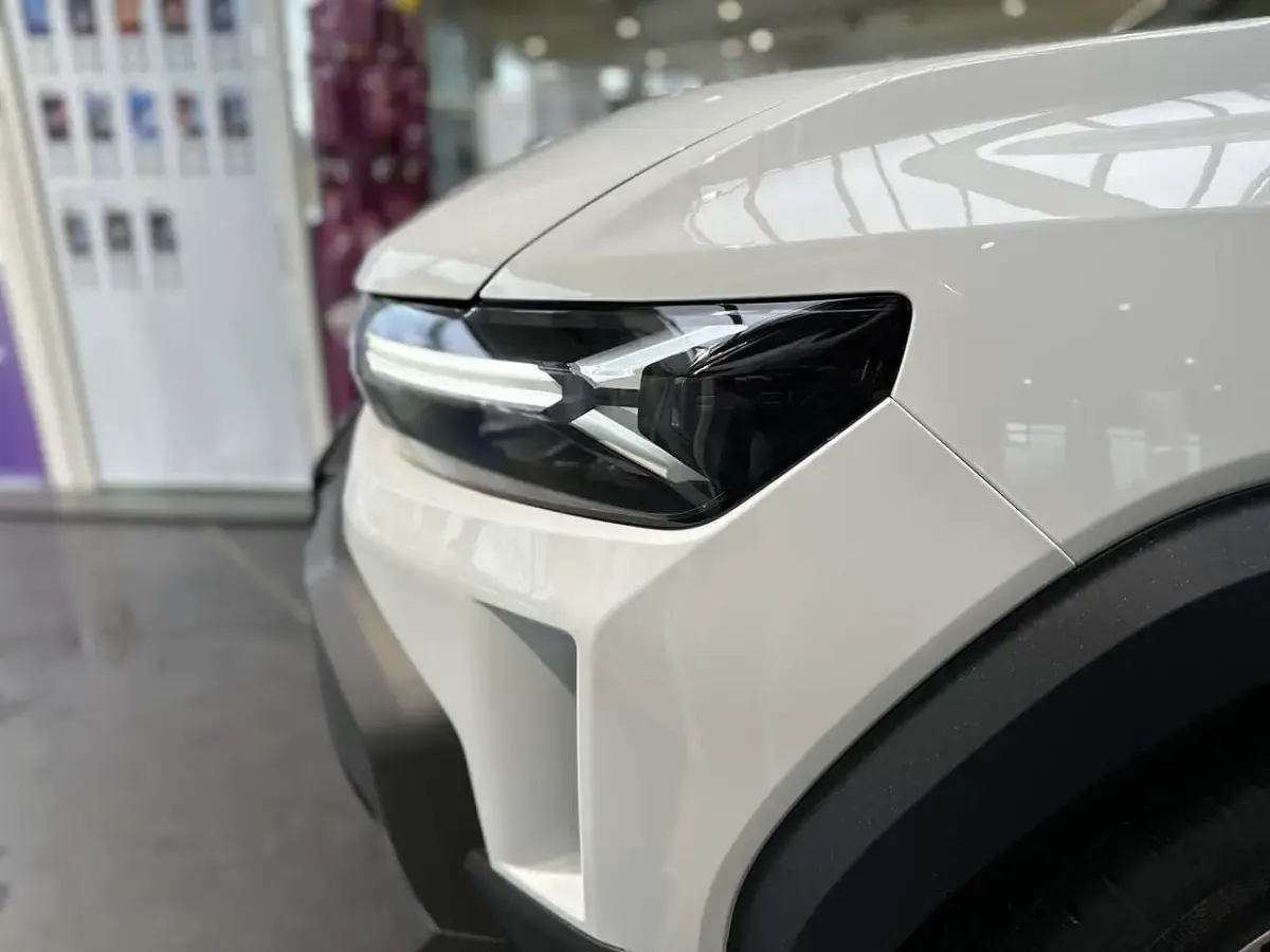 Neu Dacia Duster Expression 140 PS (102 kW) 2025 Arktisweiß SUV