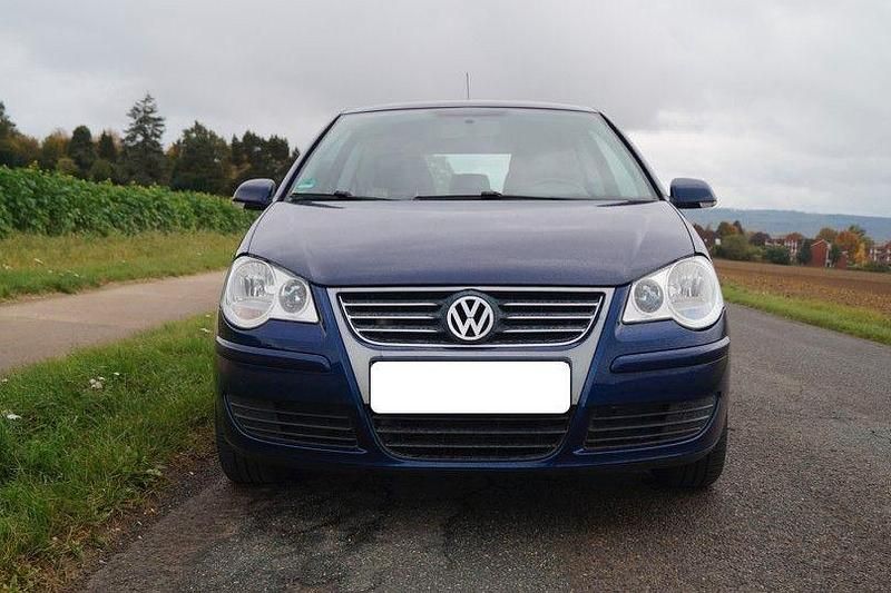 Gebraucht VW Polo Trendline 105 PS (77 kW) 2006 Blau Limousine