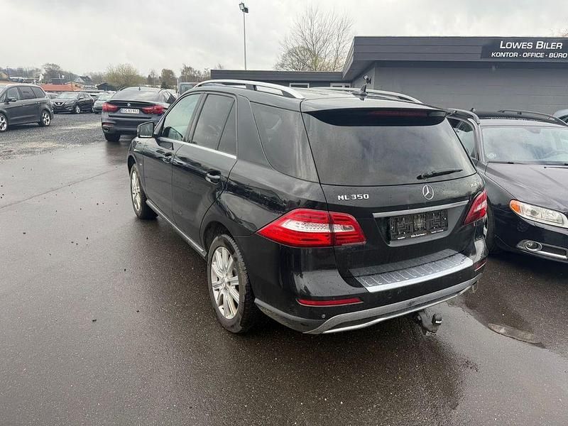 Gebraucht Mercedes ML350 258 PS (189 kW) 2012 Schwarz SUV