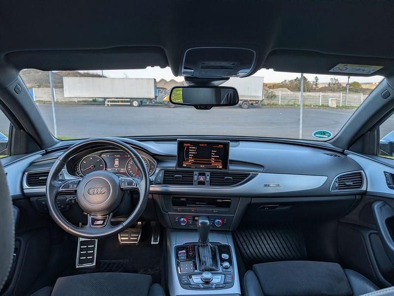 Gebraucht Audi A6 Ambiente 218 PS (160 kW) 2018 Grau Kombi