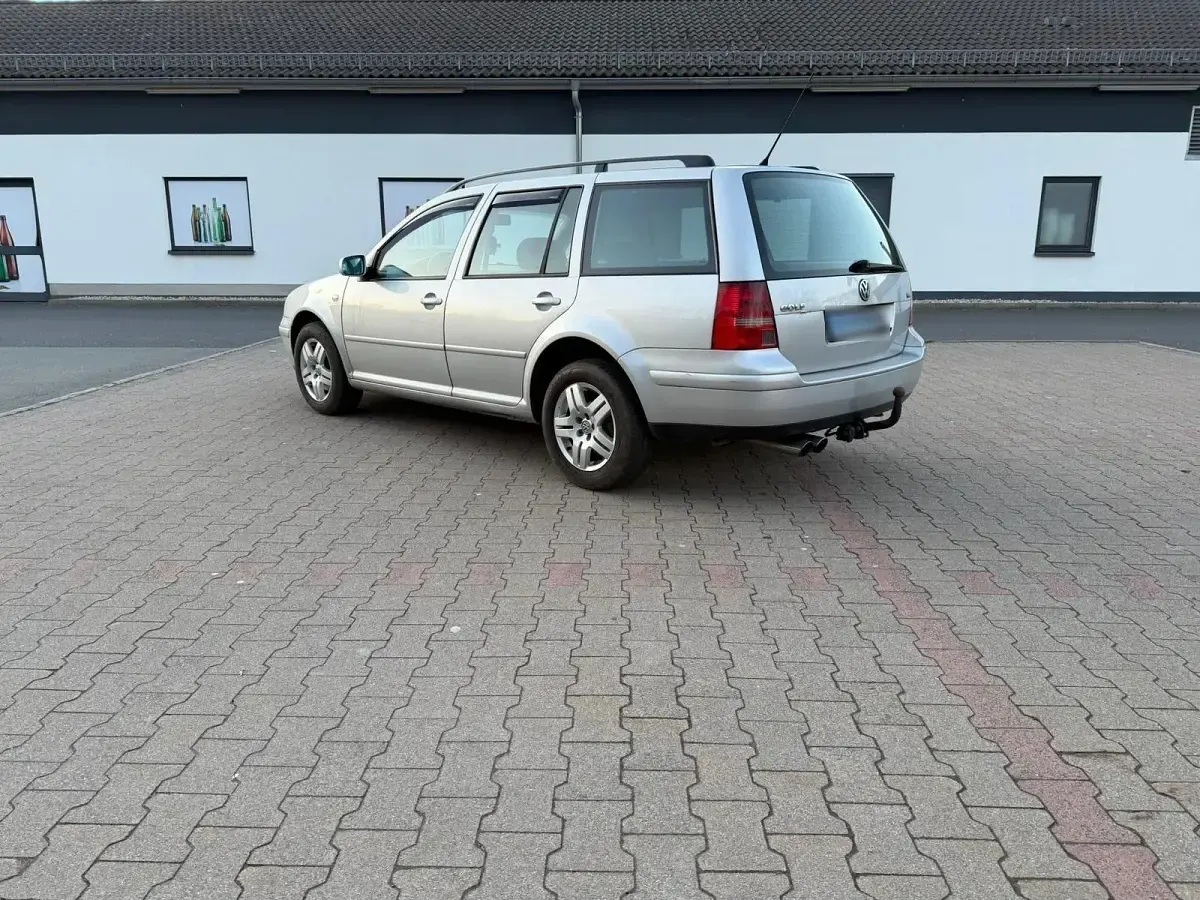 Gebraucht VW Golf IV 101 PS (74 kW) 2003 Silber Kombi