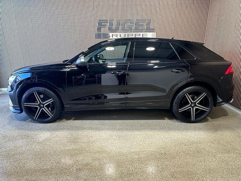 Gebraucht Audi SQ8 Ambiente 435 PS (319 kW) 2020 Tiefschwarz SUV