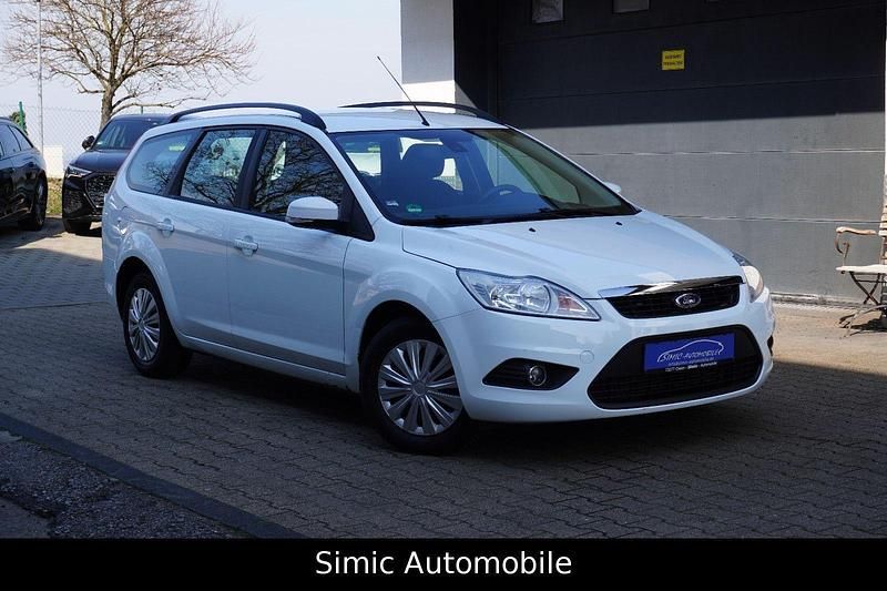 Gebraucht Ford Focus Viva 109 PS (80 kW) 2011 Weiß Kombi