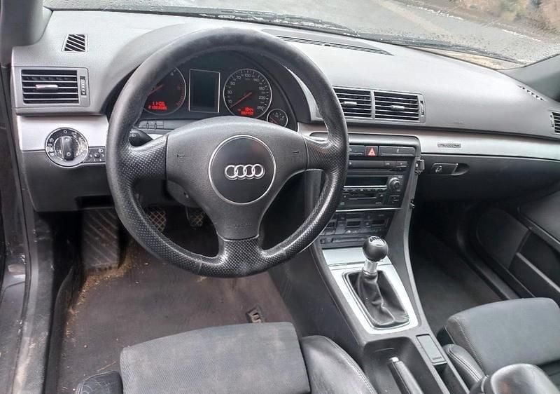 Gebraucht Audi A4 S-Line 180 PS (132 kW) 2002 Schwarz Kombi