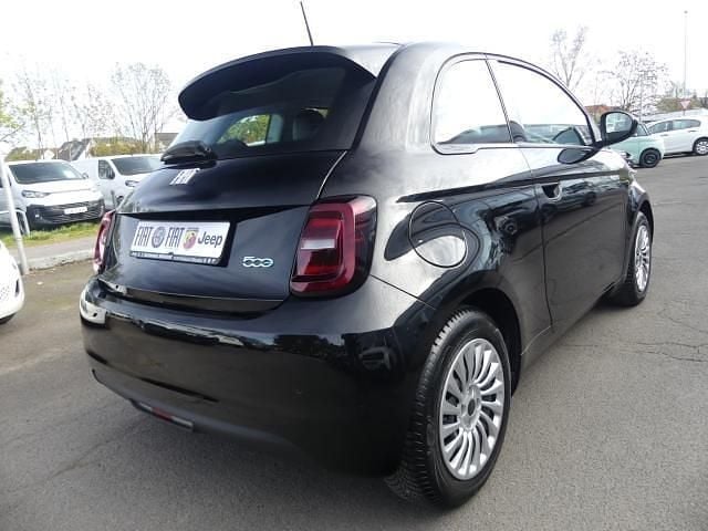 Gebraucht Fiat 500e Action 69 kW (95 PS) 2022 Schwarz Kleinwagen