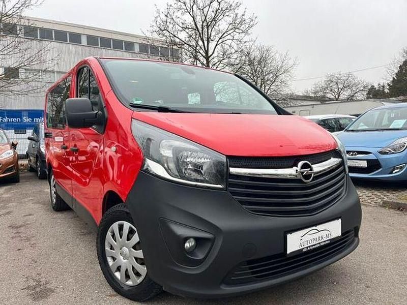 Gebraucht Opel Vivaro 125 PS (91 kW) 2018 Rot Van / Kleinbus