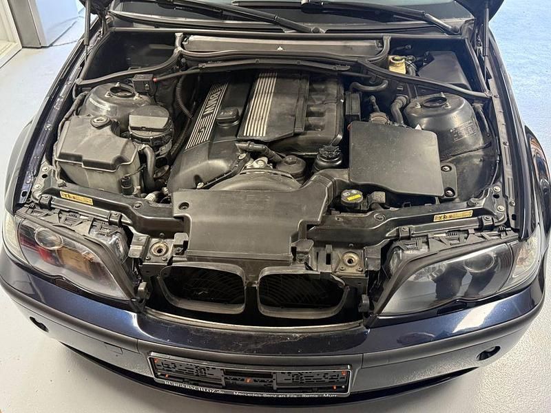 Gebraucht BMW 320 Exclusive 170 PS (125 kW) 2004 Schwarz Limousine