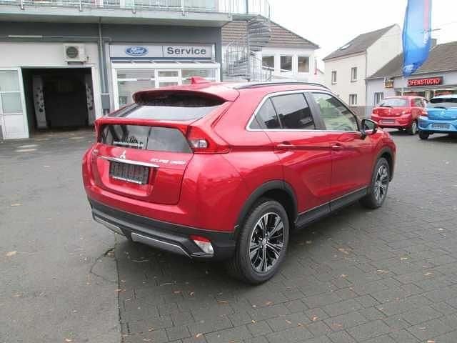 Gebraucht Mitsubishi Eclipse Cross Diamant Edition 163 PS (119 kW) 2019 Dynamikrot SUV