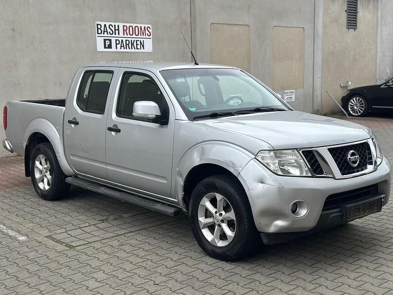 Gebraucht Nissan Navara 190 PS (139 kW) 2012 Silber Pickup